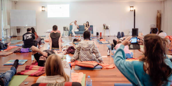 Page to purchase yoga or esoteric tantra course, join our retreats